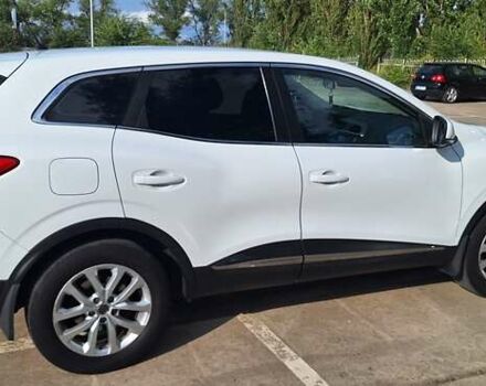 Белый Рено Kadjar, объемом двигателя 1.46 л и пробегом 255 тыс. км за 14800 $, фото 1 на Automoto.ua