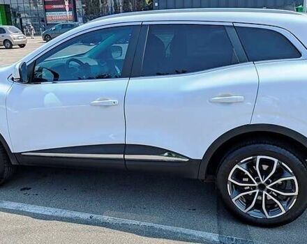 Белый Рено Kadjar, объемом двигателя 1.46 л и пробегом 90 тыс. км за 17500 $, фото 1 на Automoto.ua