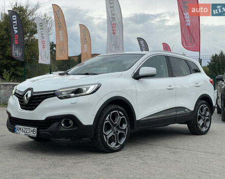 Белый Рено Kadjar, объемом двигателя 1.5 л и пробегом 200 тыс. км за 16899 $, фото 1 на Automoto.ua