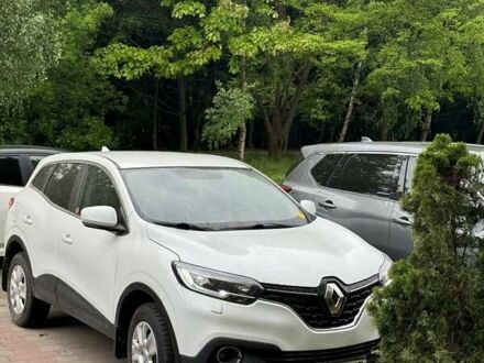 Рено Kadjar 2018 в Черновцах на Automoto.ua Белый Рено Kadjar, объемом двигателя 1.2 л и пробегом 102 тыс. км за 12381 $, фото 1 на Automoto.ua