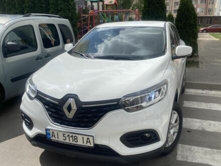 Белый Рено Kadjar, объемом двигателя 1.2 л и пробегом 60 тыс. км за 16100 $, фото 1 на Automoto.ua