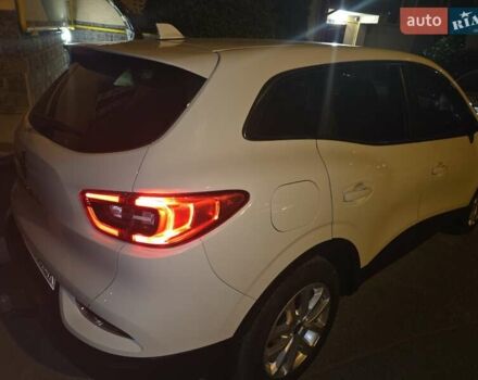 Белый Рено Kadjar, объемом двигателя 1.46 л и пробегом 145 тыс. км за 19300 $, фото 1 на Automoto.ua
