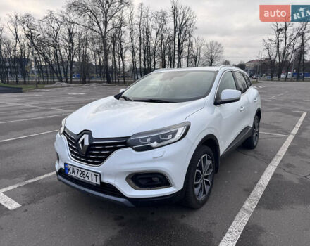 Белый Рено Kadjar, объемом двигателя 1.46 л и пробегом 184 тыс. км за 17900 $, фото 1 на Automoto.ua