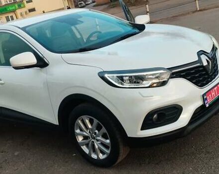 Белый Рено Kadjar, объемом двигателя 1.5 л и пробегом 103 тыс. км за 18800 $, фото 1 на Automoto.ua