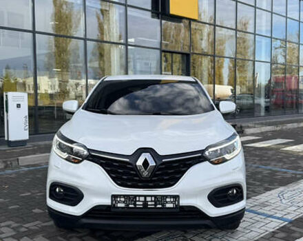Белый Рено Kadjar, объемом двигателя 1.2 л и пробегом 51 тыс. км за 15700 $, фото 1 на Automoto.ua