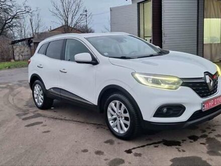 Белый Рено Kadjar, объемом двигателя 1.5 л и пробегом 145 тыс. км за 17900 $, фото 1 на Automoto.ua