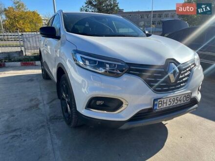 Белый Рено Kadjar, объемом двигателя 1.46 л и пробегом 56 тыс. км за 21000 $, фото 1 на Automoto.ua