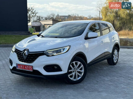 Белый Рено Kadjar, объемом двигателя 1.46 л и пробегом 190 тыс. км за 18700 $, фото 1 на Automoto.ua