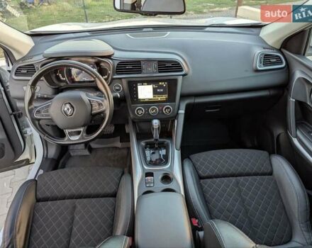 Белый Рено Kadjar, объемом двигателя 1.46 л и пробегом 50 тыс. км за 22900 $, фото 1 на Automoto.ua
