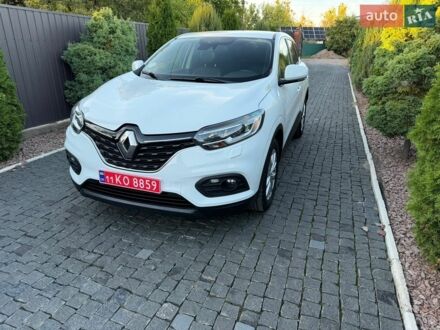 Белый Рено Kadjar, объемом двигателя 1.46 л и пробегом 206 тыс. км за 16300 $, фото 1 на Automoto.ua