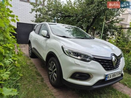 Белый Рено Kadjar, объемом двигателя 1.46 л и пробегом 110 тыс. км за 18300 $, фото 1 на Automoto.ua