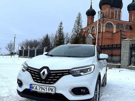 Белый Рено Kadjar, объемом двигателя 1.5 л и пробегом 98 тыс. км за 21500 $, фото 1 на Automoto.ua