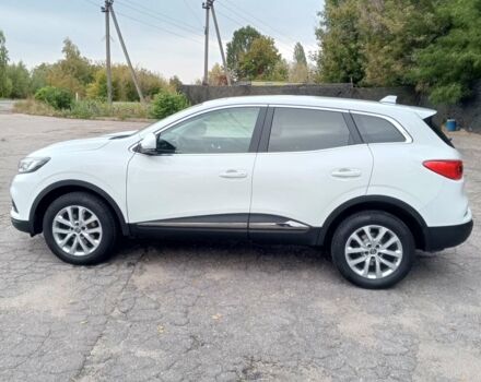 Белый Рено Kadjar, объемом двигателя 1.5 л и пробегом 230 тыс. км за 18500 $, фото 1 на Automoto.ua