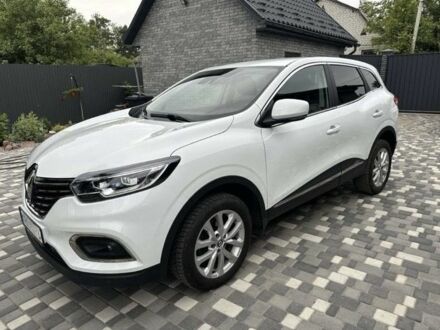 Белый Рено Kadjar, объемом двигателя 1.5 л и пробегом 97 тыс. км за 19300 $, фото 1 на Automoto.ua