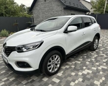 Белый Рено Kadjar, объемом двигателя 1.5 л и пробегом 97 тыс. км за 19300 $, фото 1 на Automoto.ua