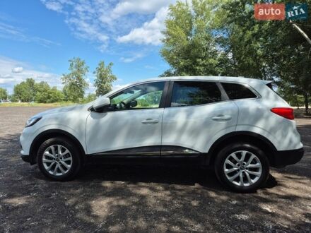 Білий Рено Kadjar, об'ємом двигуна 1.46 л та пробігом 185 тис. км за 19450 $, фото 1 на Automoto.ua