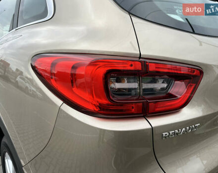 Бежевый Рено Kadjar, объемом двигателя 1.46 л и пробегом 97 тыс. км за 17500 $, фото 31 на Automoto.ua