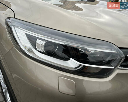 Бежевый Рено Kadjar, объемом двигателя 1.46 л и пробегом 97 тыс. км за 16999 $, фото 9 на Automoto.ua