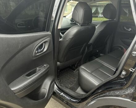 Черный Рено Kadjar, объемом двигателя 1.5 л и пробегом 216 тыс. км за 18000 $, фото 4 на Automoto.ua