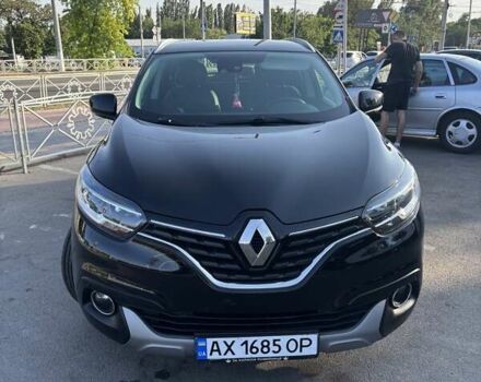 Черный Рено Kadjar, объемом двигателя 1.6 л и пробегом 147 тыс. км за 16900 $, фото 9 на Automoto.ua