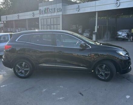 Черный Рено Kadjar, объемом двигателя 1.6 л и пробегом 147 тыс. км за 16900 $, фото 5 на Automoto.ua