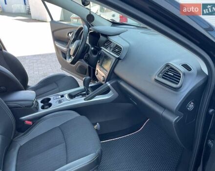 Чорний Рено Kadjar, об'ємом двигуна 1.46 л та пробігом 210 тис. км за 14900 $, фото 9 на Automoto.ua