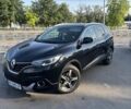 Черный Рено Kadjar, объемом двигателя 1.6 л и пробегом 147 тыс. км за 16900 $, фото 2 на Automoto.ua