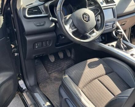 Черный Рено Kadjar, объемом двигателя 0 л и пробегом 107 тыс. км за 16000 $, фото 1 на Automoto.ua
