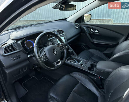 Чорний Рено Kadjar, об'ємом двигуна 1.46 л та пробігом 249 тис. км за 14999 $, фото 4 на Automoto.ua