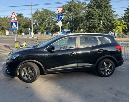 Черный Рено Kadjar, объемом двигателя 1.6 л и пробегом 147 тыс. км за 16900 $, фото 4 на Automoto.ua