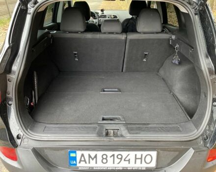 Черный Рено Kadjar, объемом двигателя 1.5 л и пробегом 260 тыс. км за 14300 $, фото 5 на Automoto.ua