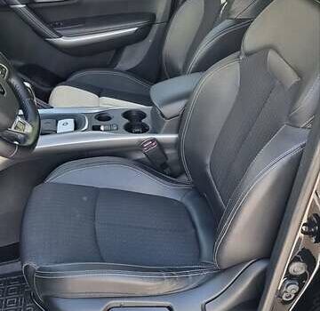 Черный Рено Kadjar, объемом двигателя 1.5 л и пробегом 139 тыс. км за 16999 $, фото 11 на Automoto.ua