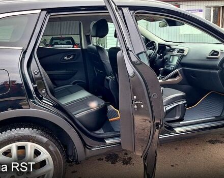 Черный Рено Kadjar, объемом двигателя 1.5 л и пробегом 120 тыс. км за 16300 $, фото 10 на Automoto.ua