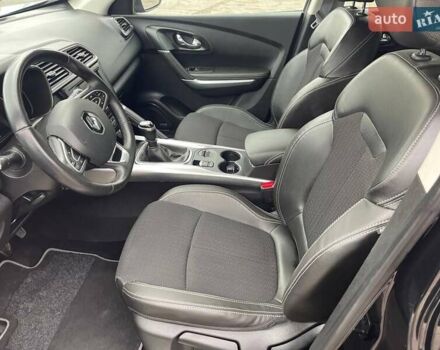 Чорний Рено Kadjar, об'ємом двигуна 1.6 л та пробігом 160 тис. км за 16700 $, фото 19 на Automoto.ua