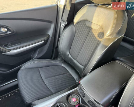 Чорний Рено Kadjar, об'ємом двигуна 1.6 л та пробігом 182 тис. км за 16400 $, фото 12 на Automoto.ua