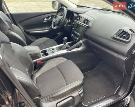 Чорний Рено Kadjar, об'ємом двигуна 1.6 л та пробігом 160 тис. км за 16700 $, фото 22 на Automoto.ua