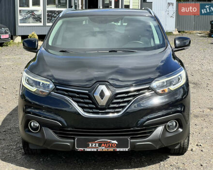 Черный Рено Kadjar, объемом двигателя 1.6 л и пробегом 175 тыс. км за 16107 $, фото 2 на Automoto.ua