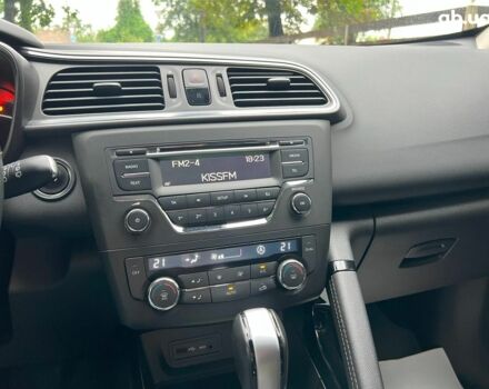 Черный Рено Kadjar, объемом двигателя 1.5 л и пробегом 255 тыс. км за 13490 $, фото 25 на Automoto.ua