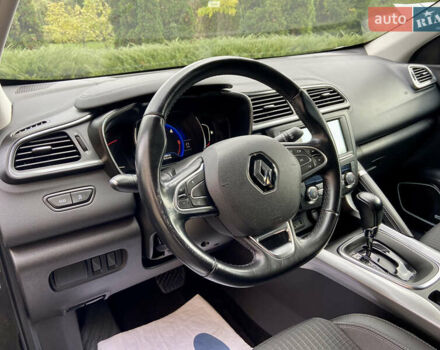 Чорний Рено Kadjar, об'ємом двигуна 1.5 л та пробігом 237 тис. км за 15550 $, фото 45 на Automoto.ua