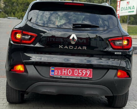 Черный Рено Kadjar, объемом двигателя 1.6 л и пробегом 167 тыс. км за 15850 $, фото 12 на Automoto.ua
