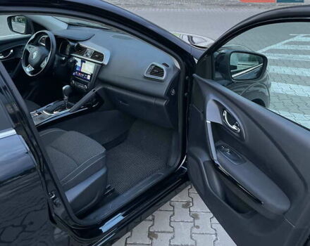 Черный Рено Kadjar, объемом двигателя 1.46 л и пробегом 142 тыс. км за 16500 $, фото 8 на Automoto.ua