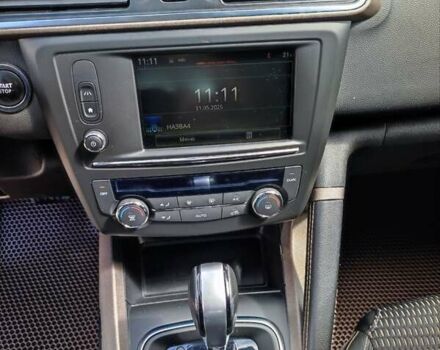 Черный Рено Kadjar, объемом двигателя 1.46 л и пробегом 170 тыс. км за 18000 $, фото 12 на Automoto.ua