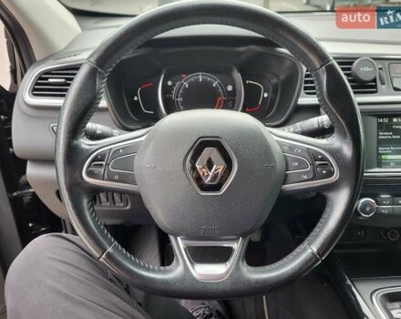 Черный Рено Kadjar, объемом двигателя 1.46 л и пробегом 195 тыс. км за 16200 $, фото 17 на Automoto.ua