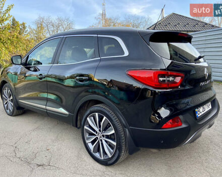 Черный Рено Kadjar, объемом двигателя 1.5 л и пробегом 237 тыс. км за 15250 $, фото 6 на Automoto.ua