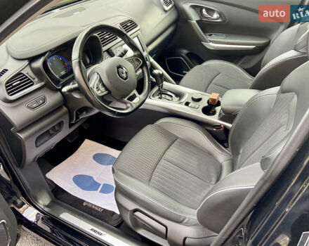 Черный Рено Kadjar, объемом двигателя 1.5 л и пробегом 236 тыс. км за 15750 $, фото 44 на Automoto.ua