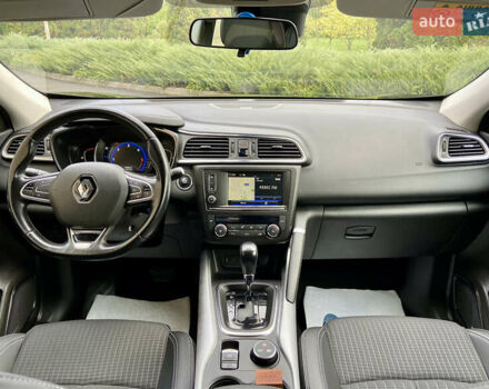 Черный Рено Kadjar, объемом двигателя 1.5 л и пробегом 237 тыс. км за 15250 $, фото 56 на Automoto.ua