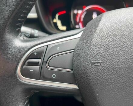 Черный Рено Kadjar, объемом двигателя 1.5 л и пробегом 255 тыс. км за 12730 $, фото 18 на Automoto.ua
