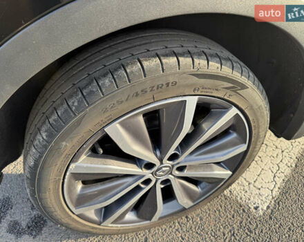 Чорний Рено Kadjar, об'ємом двигуна 1.6 л та пробігом 182 тис. км за 16400 $, фото 29 на Automoto.ua