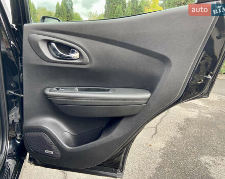Черный Рено Kadjar, объемом двигателя 1.5 л и пробегом 237 тыс. км за 15250 $, фото 50 на Automoto.ua