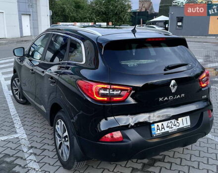 Черный Рено Kadjar, объемом двигателя 1.46 л и пробегом 142 тыс. км за 16500 $, фото 4 на Automoto.ua